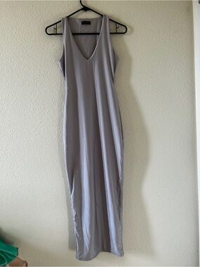 Naked Wardrobe Lilac Sleek sleeveless maxi Dress V-neck Women’s Medium